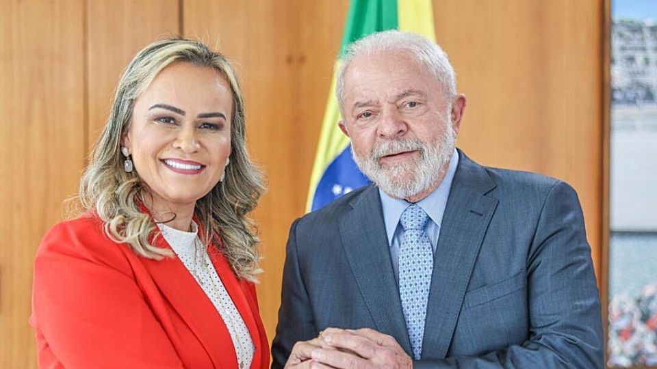 Daniela Carneiro permanece no Ministério do Turismo, diz Planalto